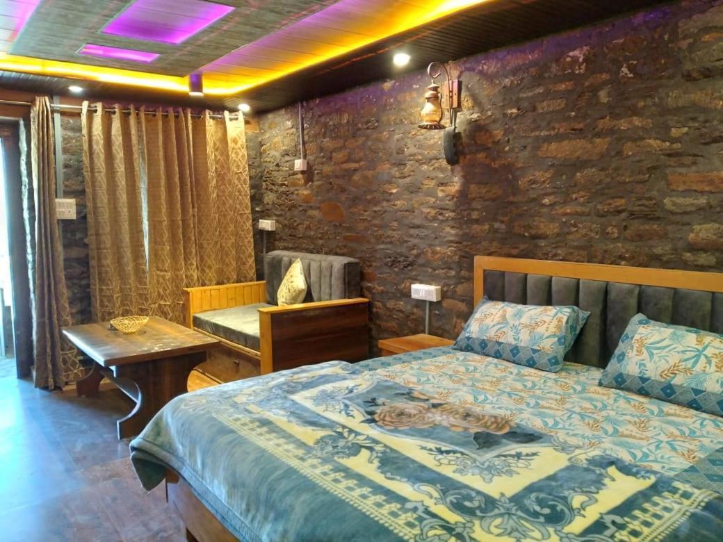 Nature Villaas Basa Homestay Pauri Екстериор снимка