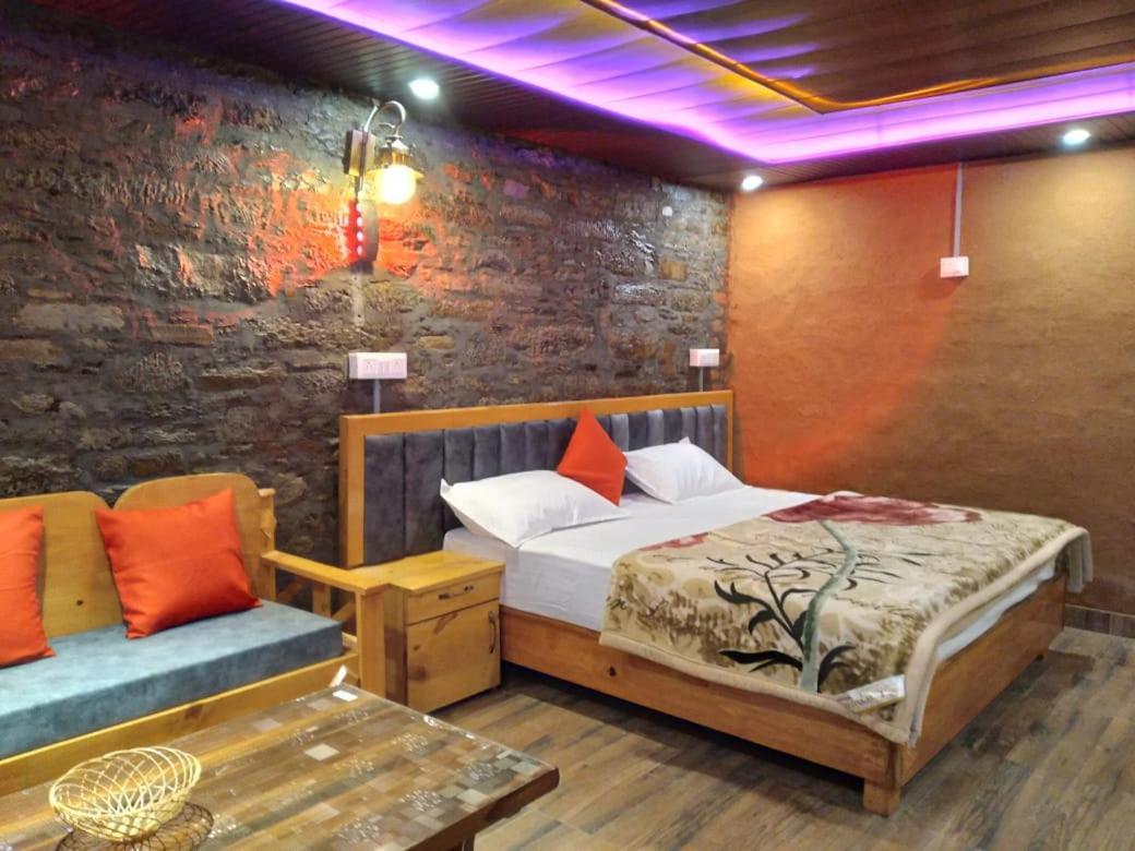 Nature Villaas Basa Homestay Pauri Екстериор снимка