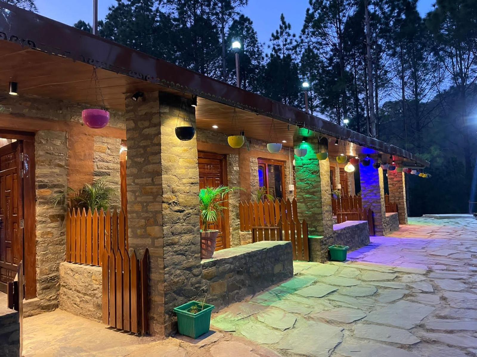 Nature Villaas Basa Homestay Pauri Екстериор снимка
