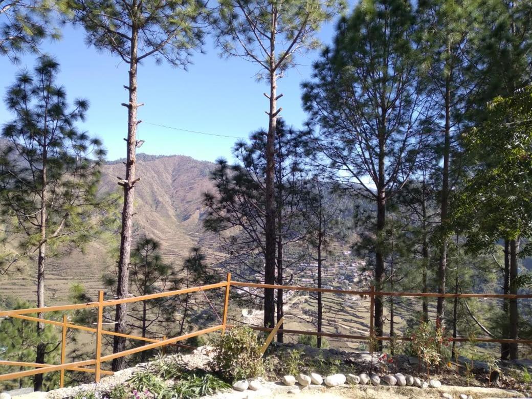 Nature Villaas Basa Homestay Pauri Екстериор снимка