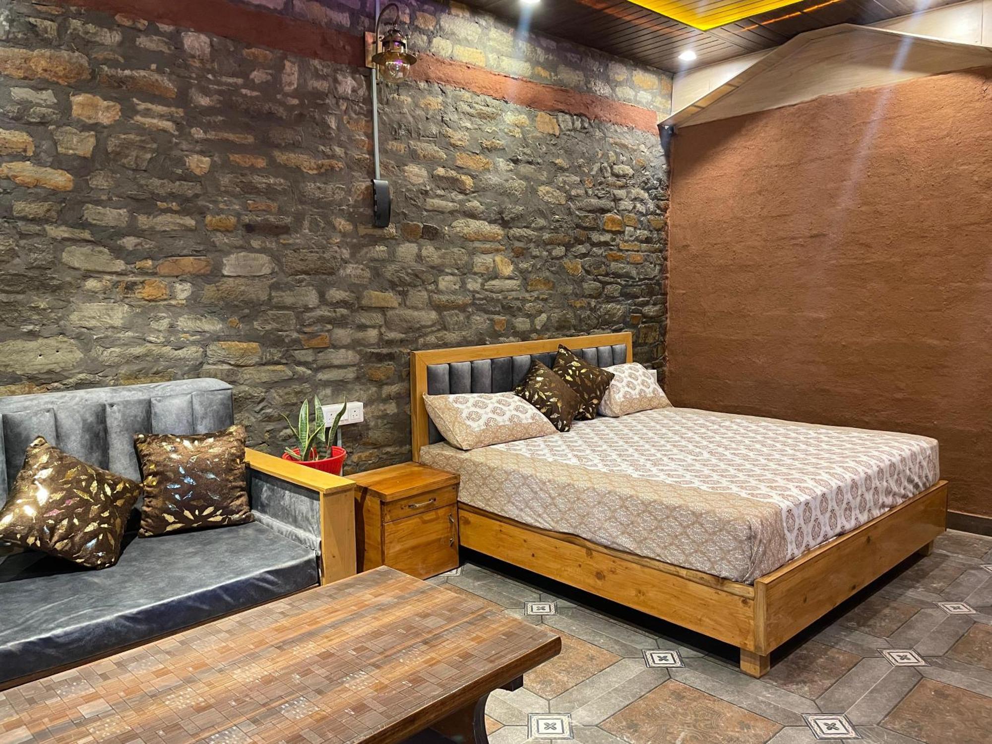 Nature Villaas Basa Homestay Pauri Екстериор снимка