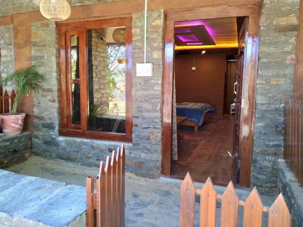 Nature Villaas Basa Homestay Pauri Екстериор снимка
