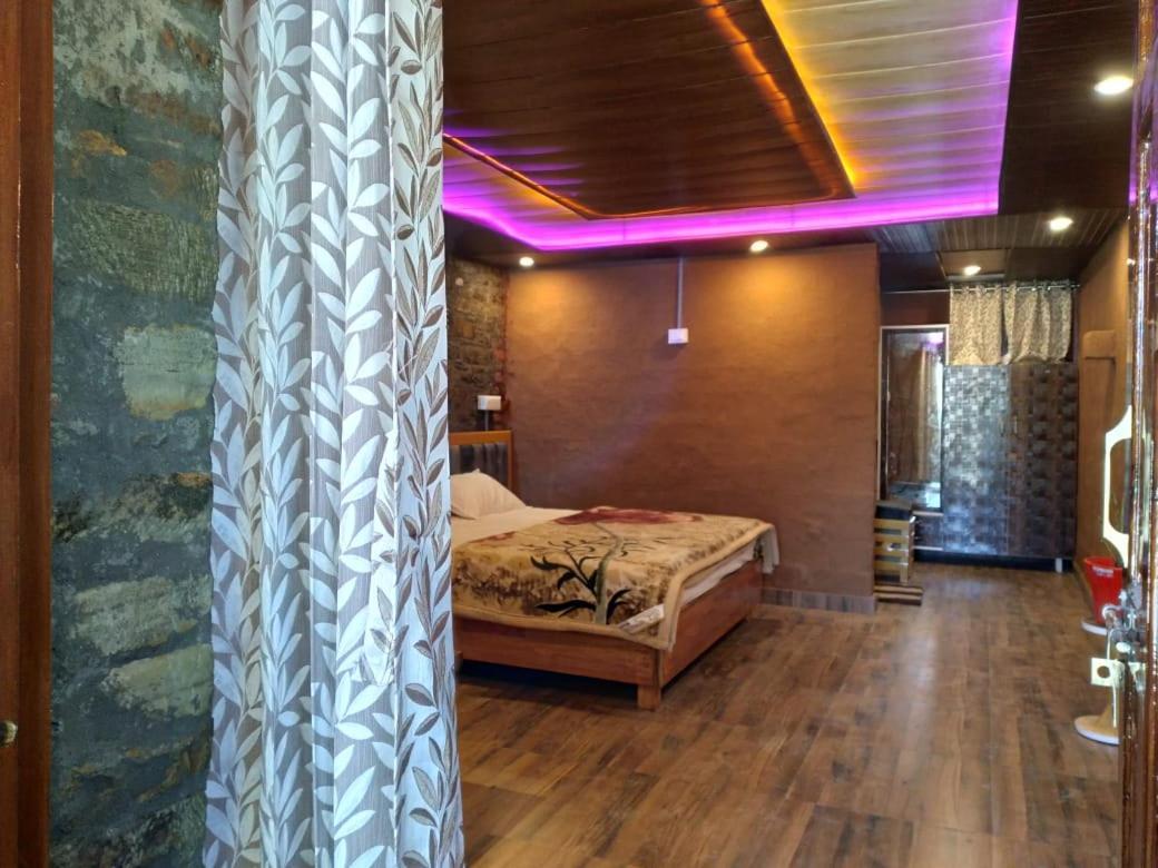 Nature Villaas Basa Homestay Pauri Екстериор снимка