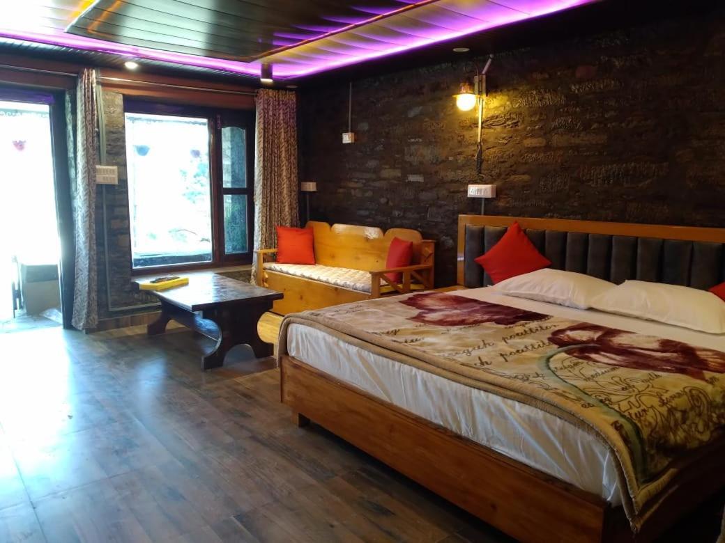 Nature Villaas Basa Homestay Pauri Екстериор снимка