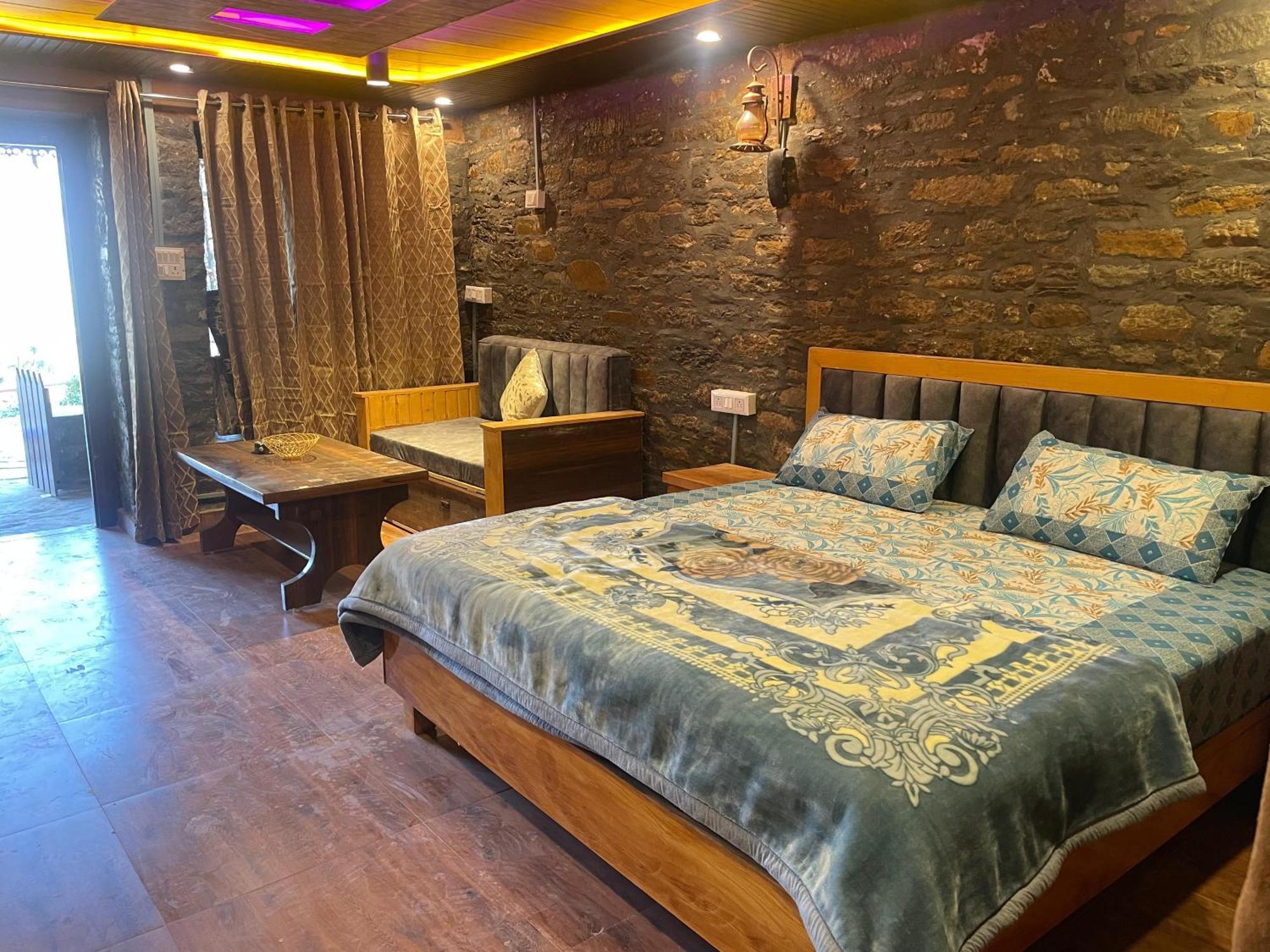 Nature Villaas Basa Homestay Pauri Екстериор снимка