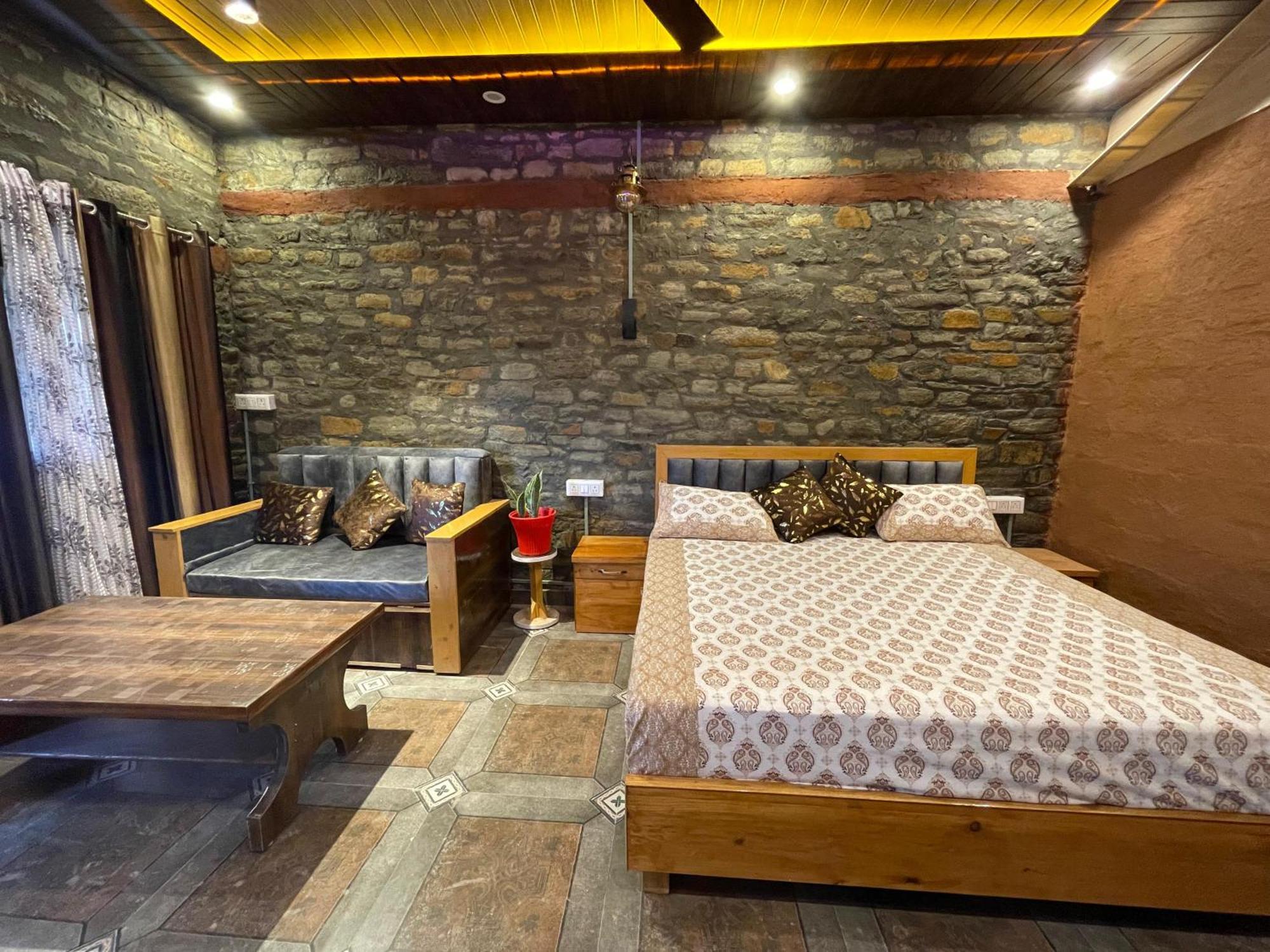 Nature Villaas Basa Homestay Pauri Екстериор снимка